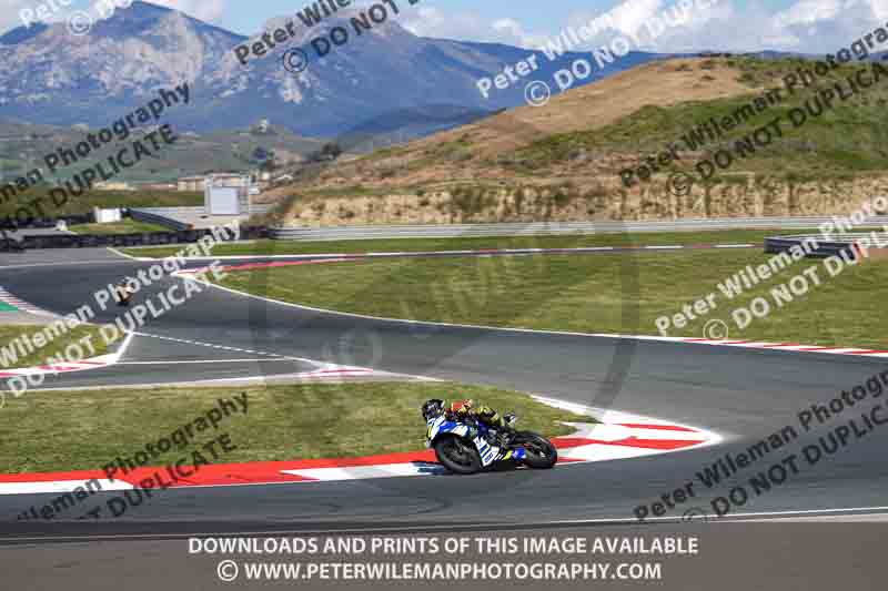 cadwell no limits trackday;cadwell park;cadwell park photographs;cadwell trackday photographs;enduro digital images;event digital images;eventdigitalimages;navarra;no limits trackdays;peter wileman photography;racing digital images;trackday digital images;trackday photos